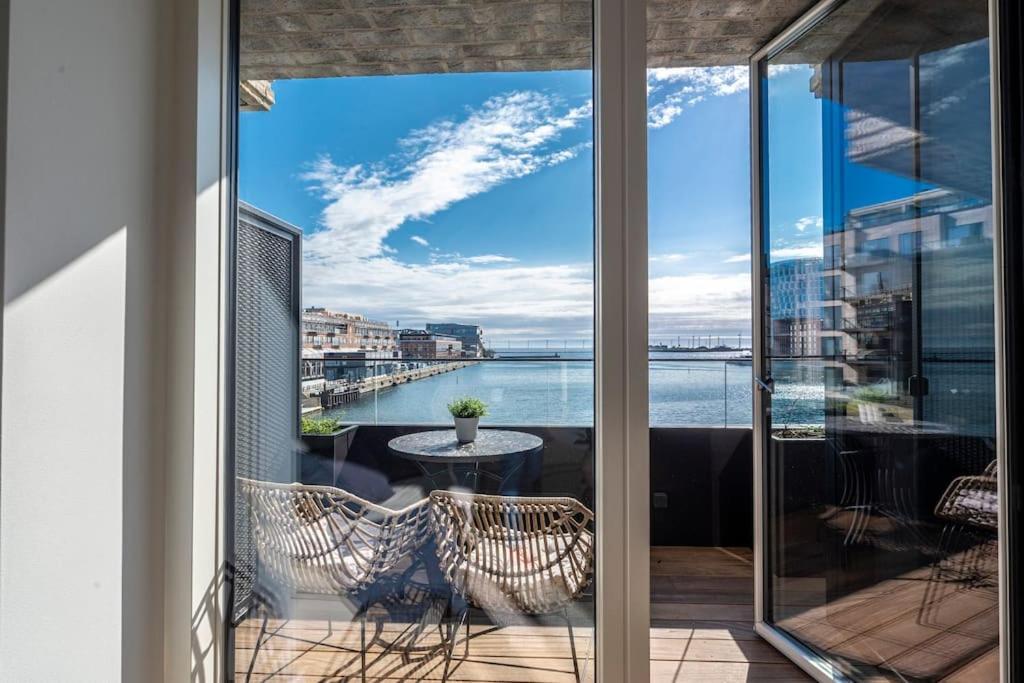 Brand New & Full Sea View In Appartement *