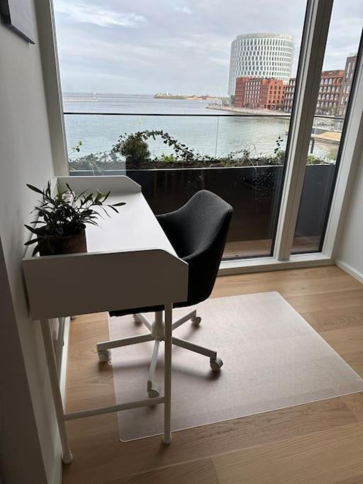 Brand New & Full Sea View In Kopenhagen