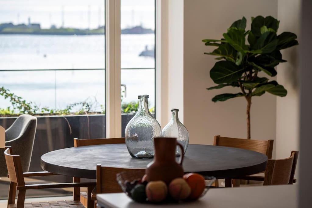 Appartement Brand New & Full Sea View In *