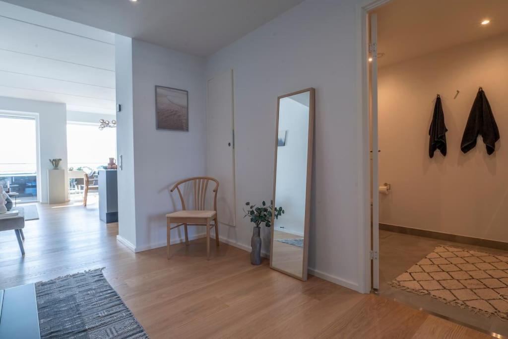 Appartement Brand New & Full Sea View In *